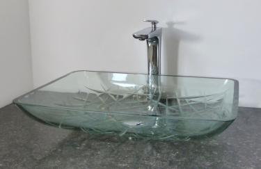 Design Aufsatz Glas Waschbecken eckig schwer 